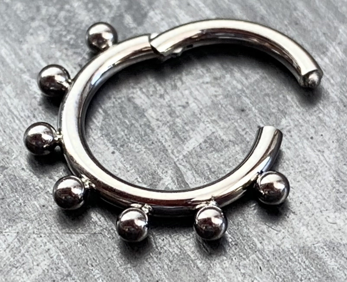 1 Piece Stunning Solid Implant Grade Titanium Eight Beads Hinged Segment Septum Ring - Gauge 16g - 8mm or 10mm Available!