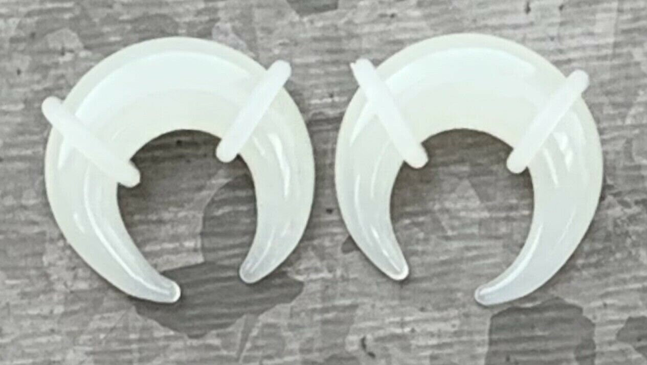 PAIR of Stunning White Glass Buffalo Style Tapers with O-Rings - Expanders - Gauges 8g (3mm) thru 0g (8mm) available!