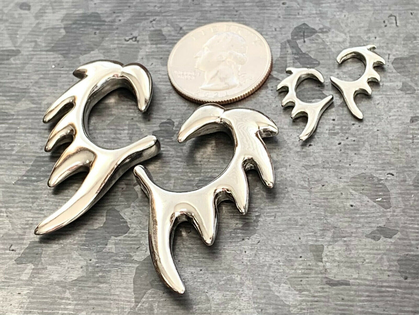 PAIR of Unique Surgical Steel Saw Blade / Claw Tapers/Plugs - Expanders - Gauges 14g (1.6mm) thru 2g (6mm) Available!