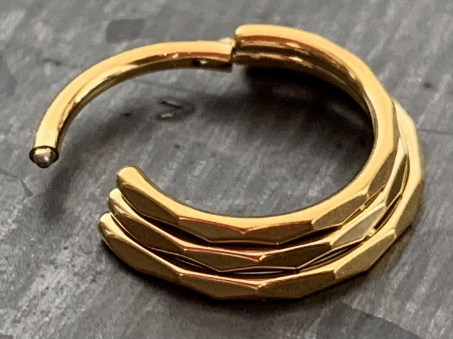 1 Piece Titanium Triple Line Faceted Hinged Segment Hoop Ring - 16g - 8mm or 10mm Internal Diameter - Gold, Rose Gold, Black or Silver