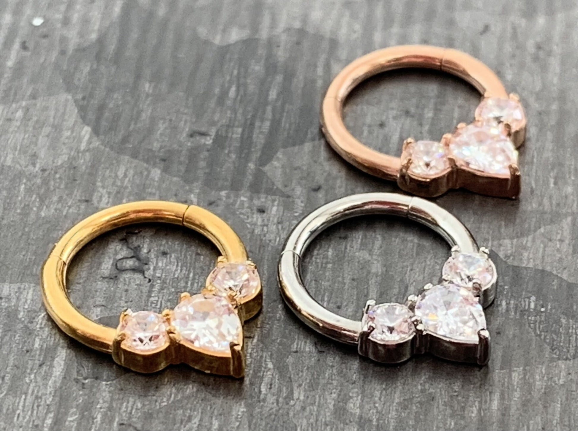 1 Piece Stunning Pear CZ Gem Surgical Steel Hinged Segment Ring - 16g - 8mm Internal Diameter - Gold, Rose Gold and Silver!!