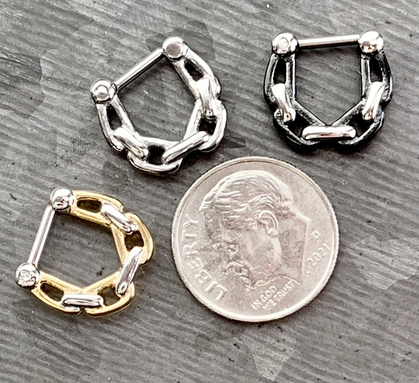 1 Piece Unique Linked Chain 100% Surgical Steel Septum Clicker Nose Ring - 16g or 14g - Steel, Gold and Black Available!