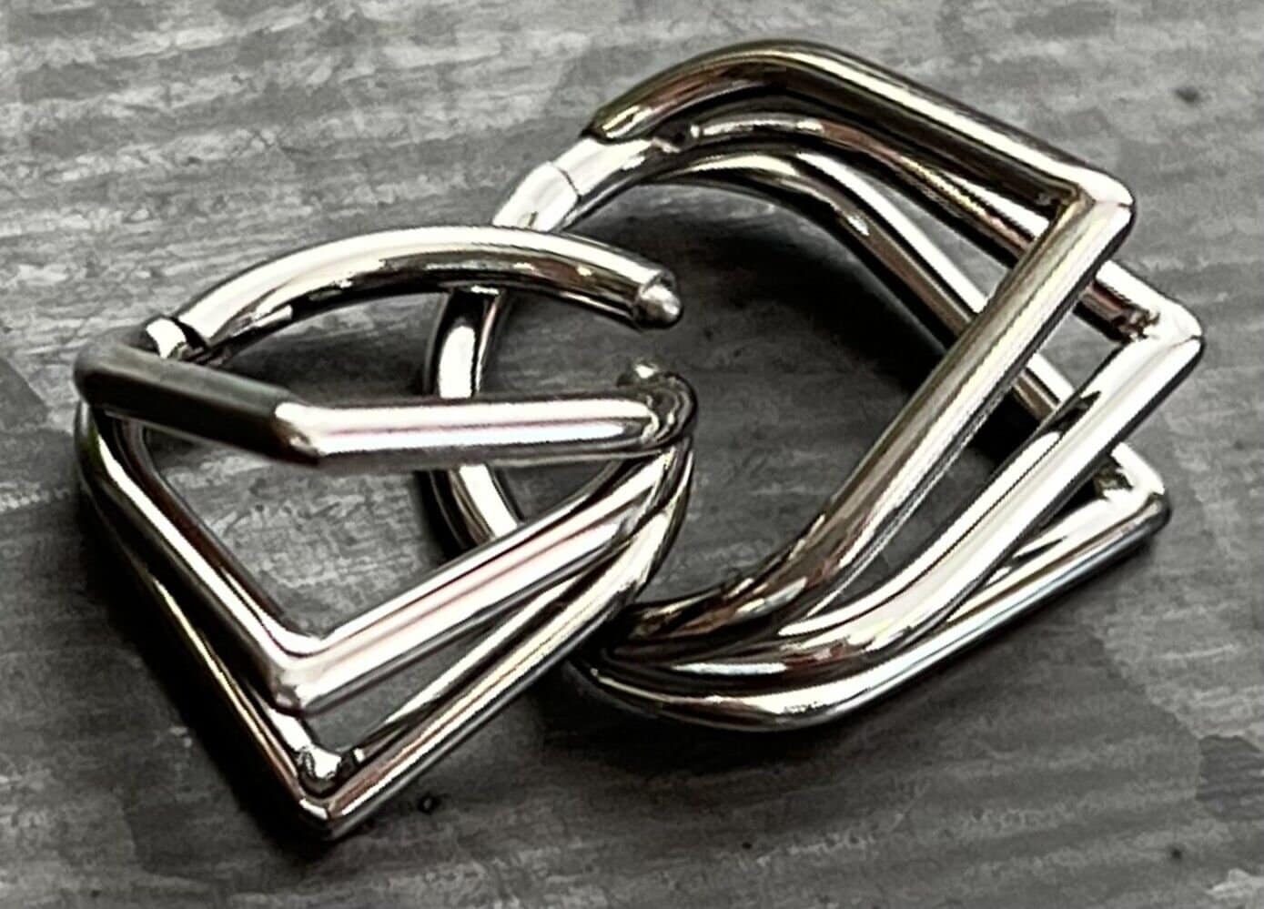 1 Piece Solid Titanium Triple Chevron Segment Septum Ring - Black, Gold, or Silver - 16g, Diameter 10mm or 8mm available!