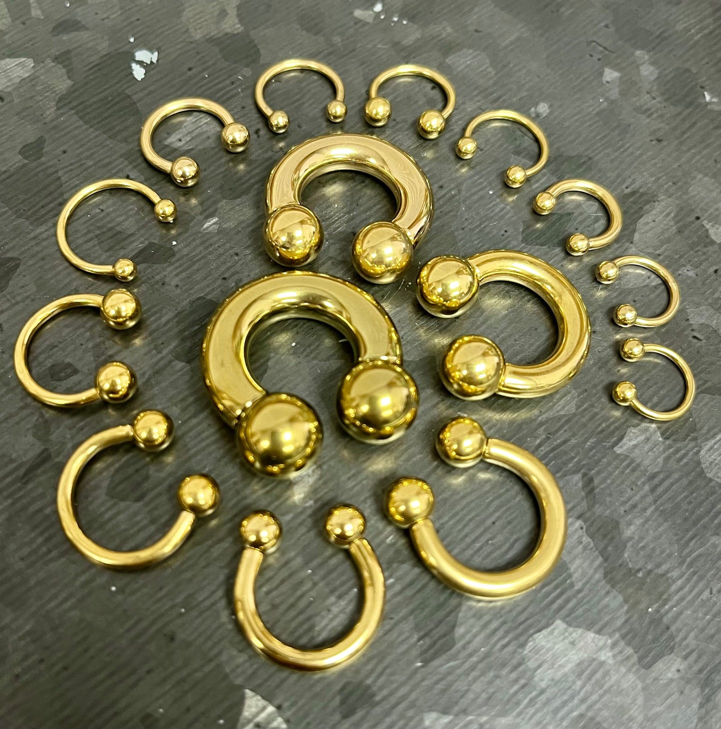 1 Piece Gold Circular Barbell Horseshoe Ring - 18g, 16g, 14g, 12g, 10g, 8g, 6g, 4g 2g with Assorted Internal Diameter and Ball Size!!