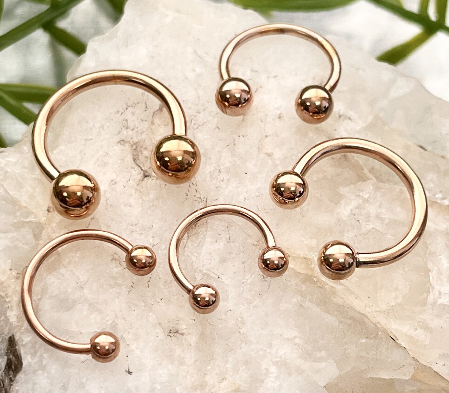 1 Piece Beautiful Rose Gold Internally Threaded Circular Barbell Horseshoe Ring - 18g, 16g, 14g - Assorted Ball Size & Internal Diameter!