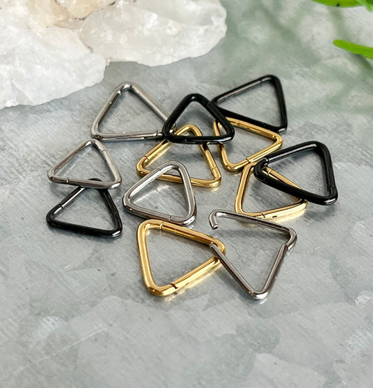 1 Piece Unique Triangle Hinged Segment Septum Stainless Steel Ring - 16g or 18g - 8mm & 10mm - Black, Steel and Gold Available!