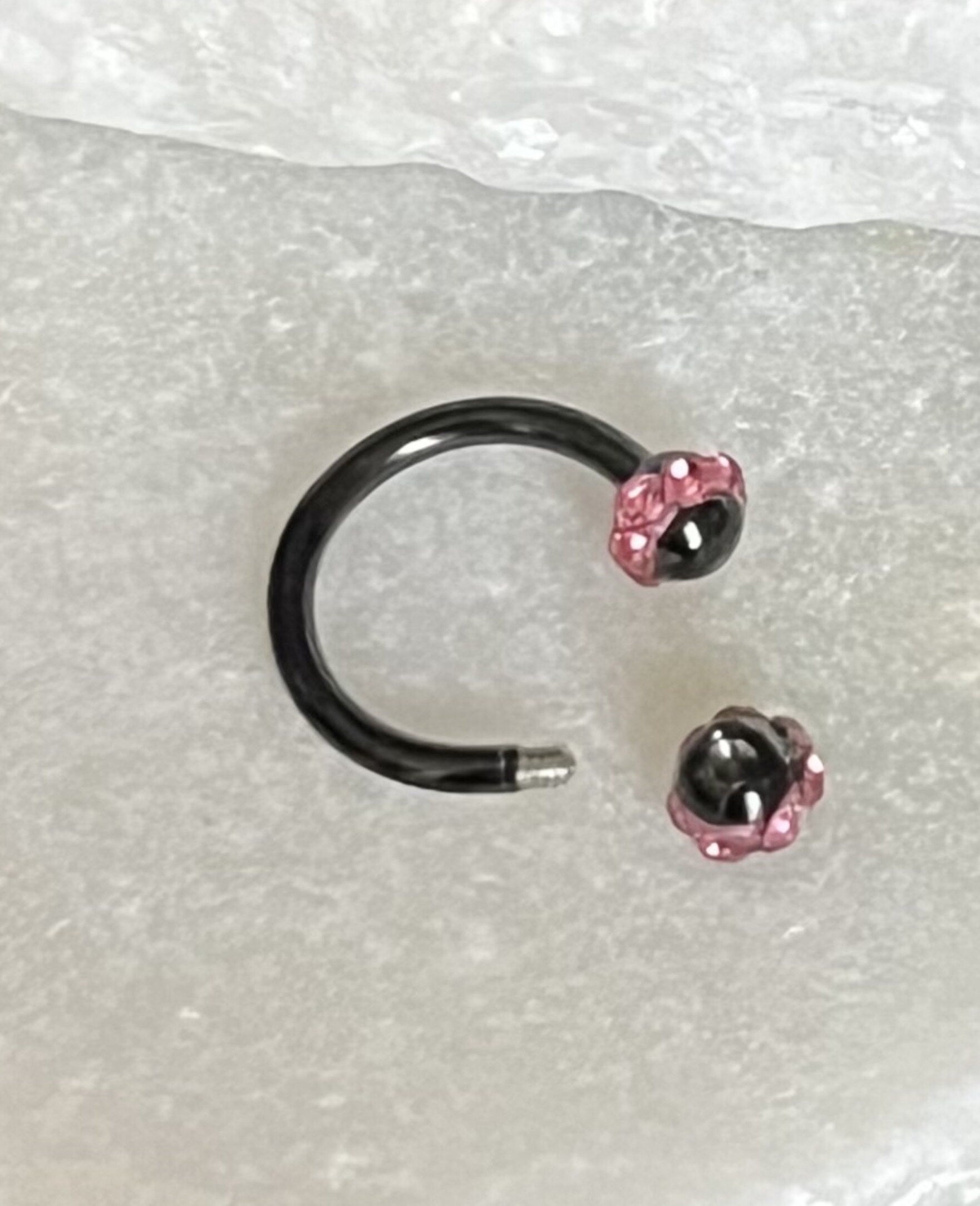 1 Piece Beautiful Crystal Paved Black Circular Horseshoe Septum Ring - 16g, 8mm - Aurora Borealis, Clear, Pink, Aqua or Red Available!
