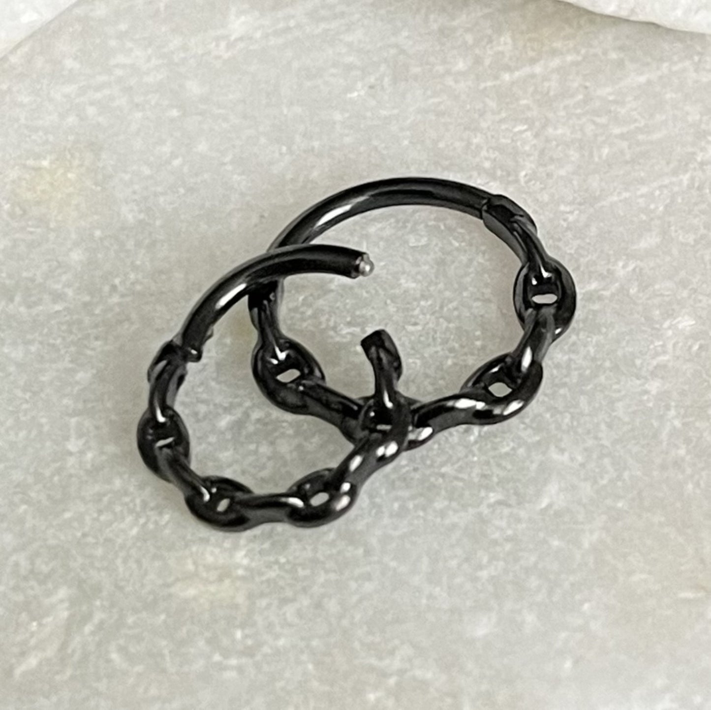 1 Piece Unique Linked Chain Style Hinged Segment Septum Ring - 16g - 10mm & 8mm - Silver and Black Available!