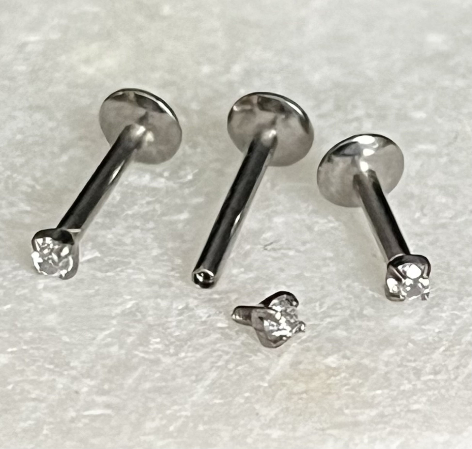 1 Piece of Internally Threaded Solid Titanium Prong Set Round Gem Labret Stud Ring - 16g - Gem Size: 2 or 3mm - Lengths - 6mm, 8mm or 10mm!