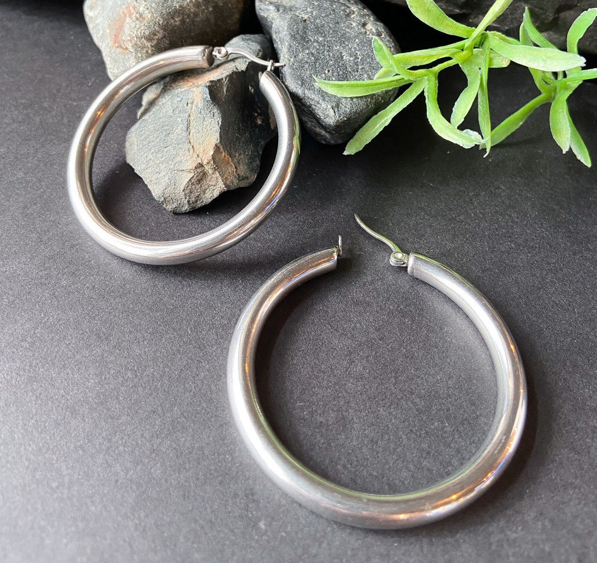 PAIR Thick Hollow Hoop Earrings 316L Stainless Steel 20g (Color: Silver)
