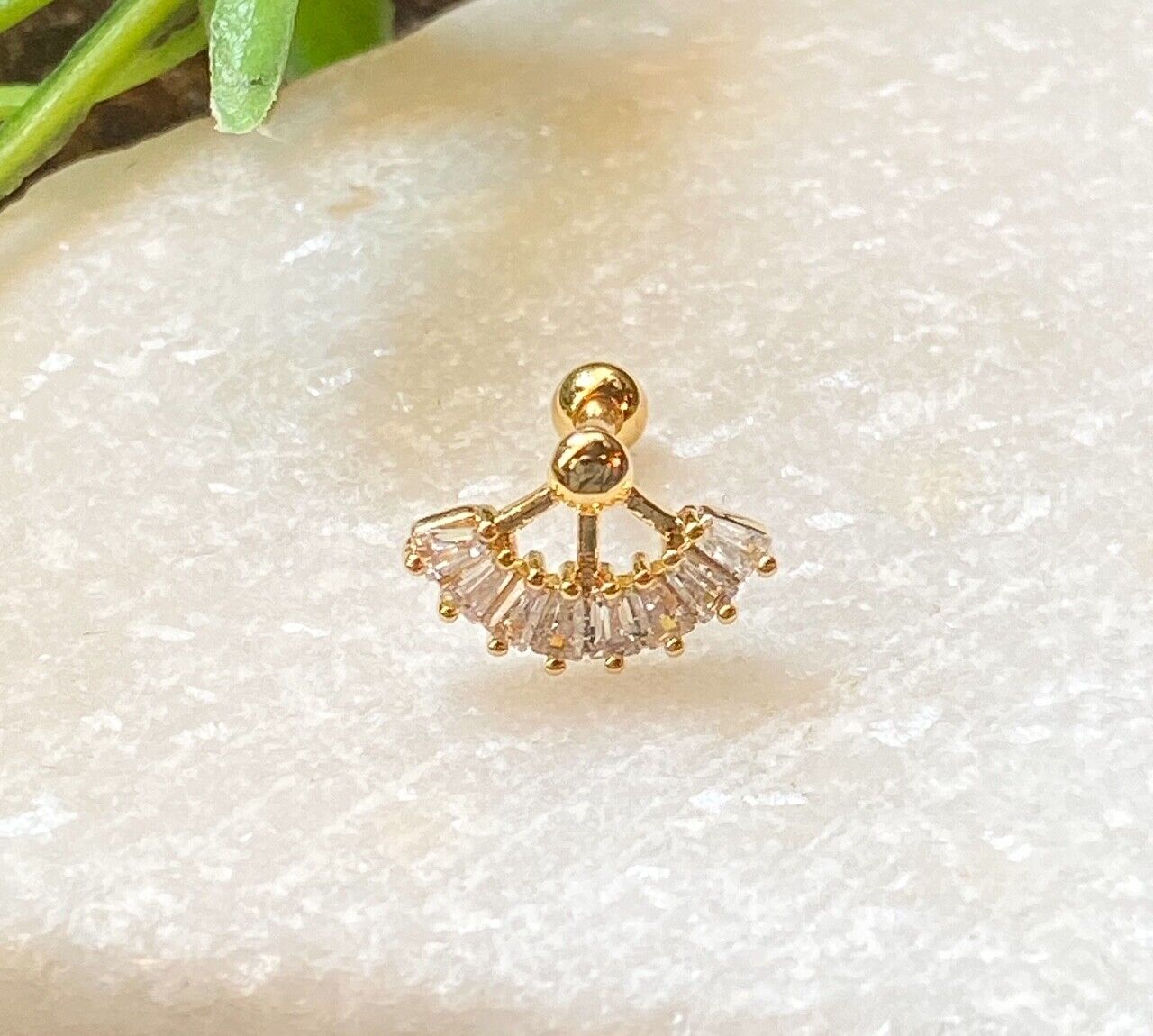 1pc Multi CZ Gem Fan Top Tragus Cartilage Barbell Stud Body Jewelry Ring 16g 6mm (Color: Gold)