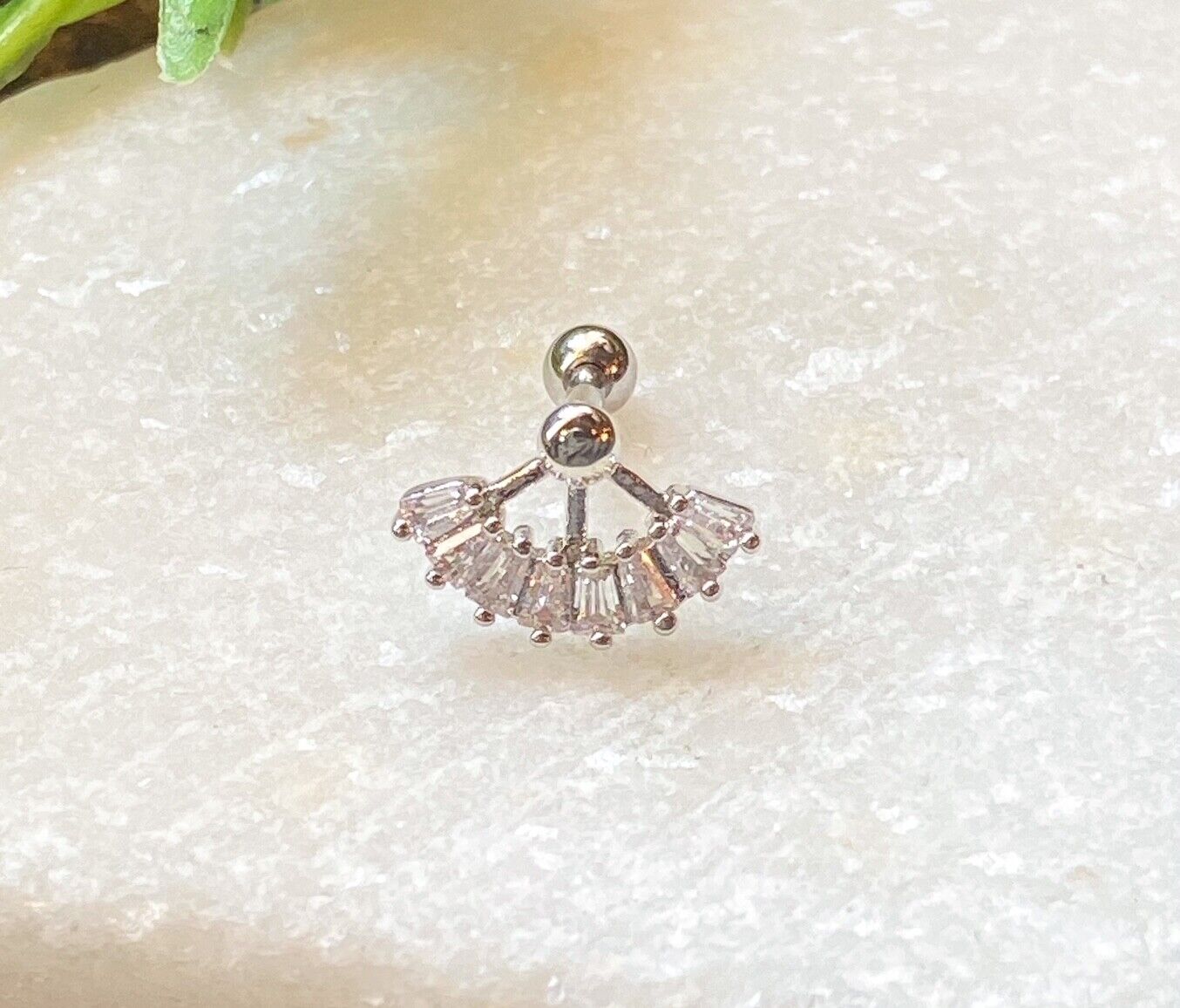 1pc Multi CZ Gem Fan Top Tragus Cartilage Barbell Stud Body Jewelry Ring 16g 6mm (Color: Silver)