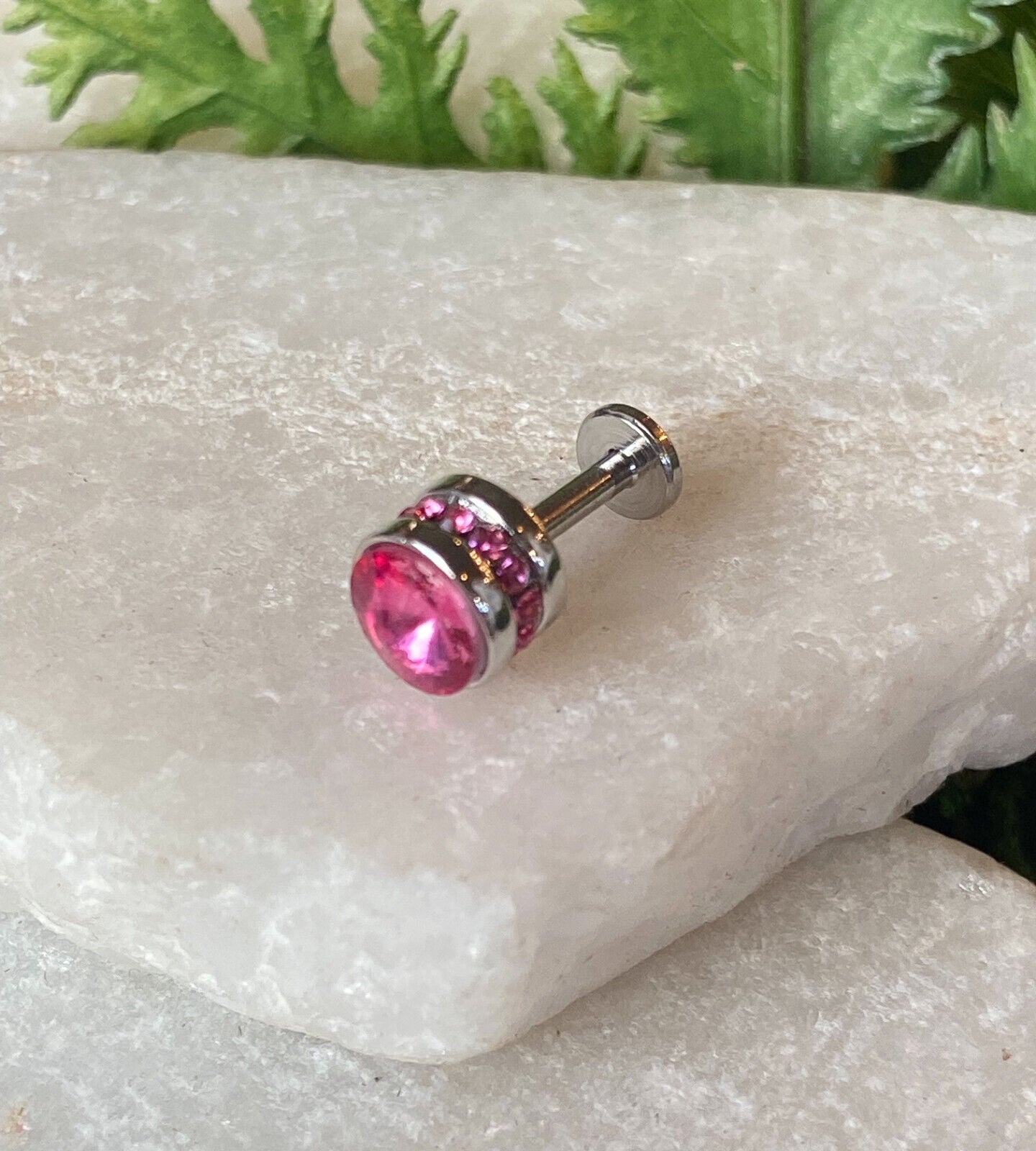 1pc Cystal Paved Side Gem Cylinder 16g Labret Internally Threaded Helix Tragus (Color: Pink)