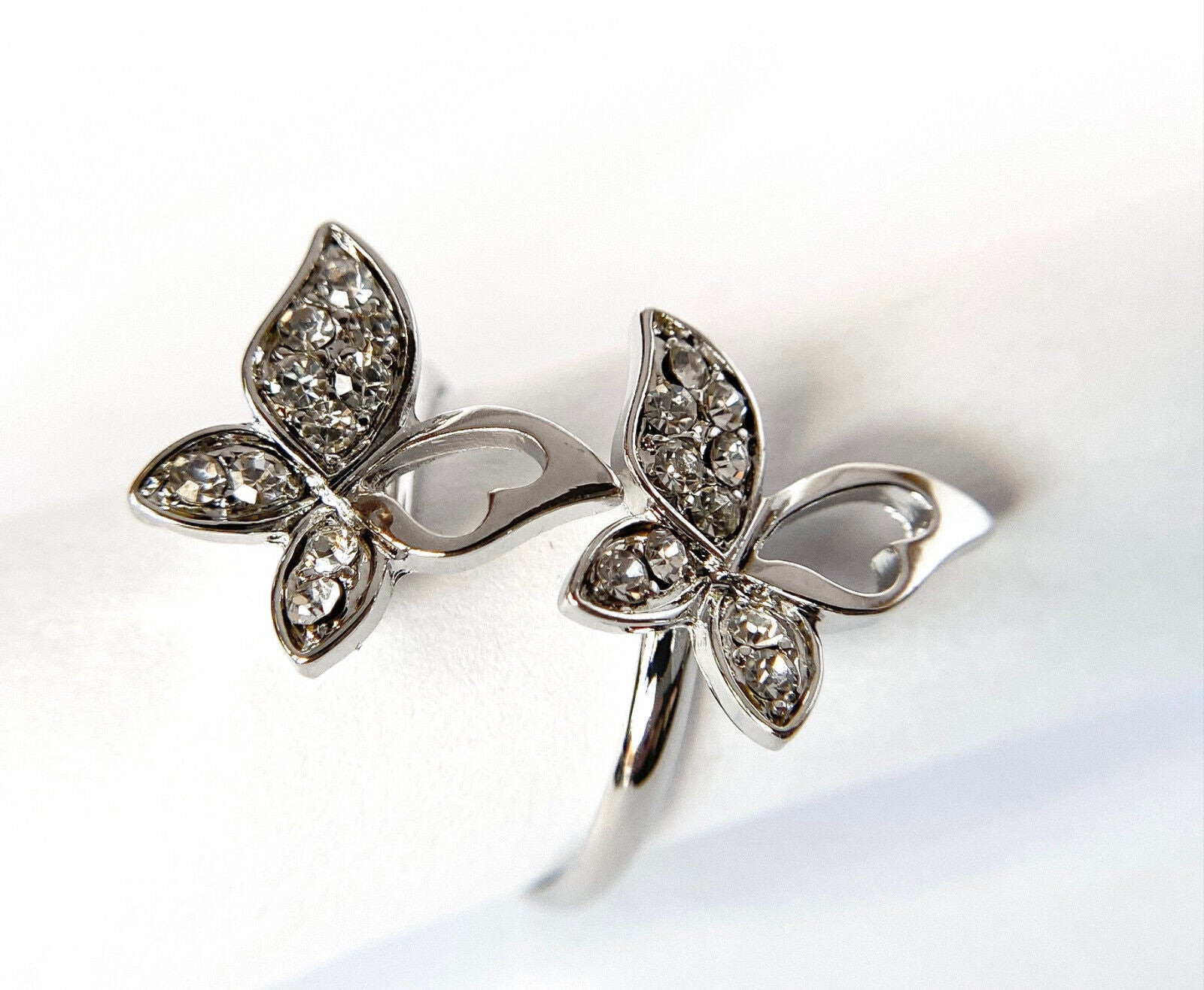 Double Butterfly Multi-Paved CZ Gems Adjustable Mid Ring
