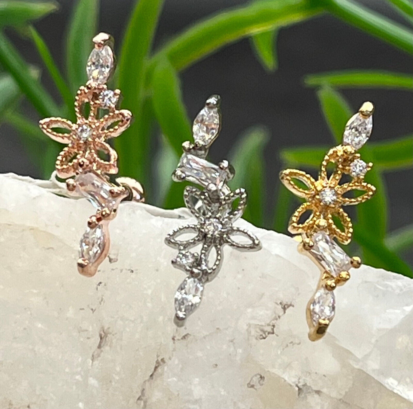 1pc CZ Gem Hollow Flower Tragus Helix Cartilage Barbell Ring 16g 1/4"