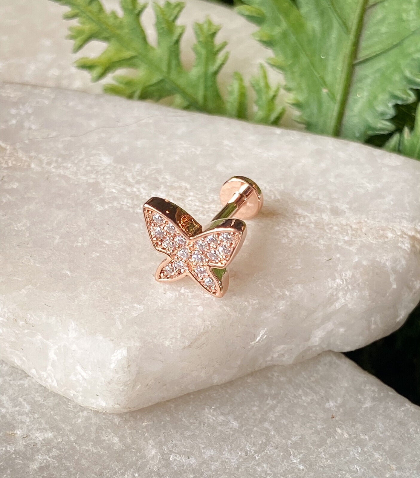 1pc Gem Paved Butterfly Labret 16g Internally Threaded Helix Tragus Cartilage (Color: Rose Gold)