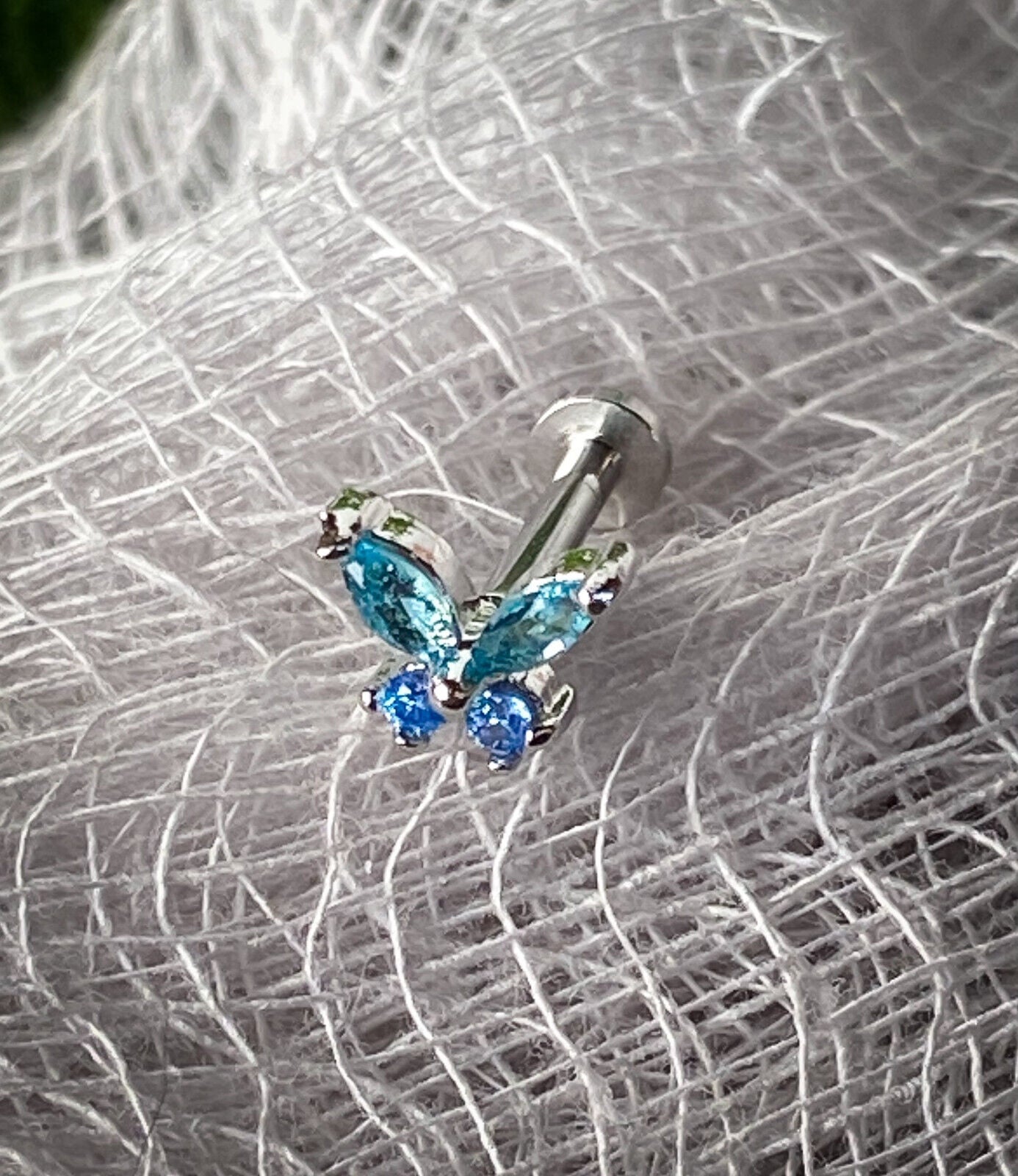 1pc CZ Gem Butterfly 16g Labret Internally Threaded Steel Tragus Helix (Color: Aqua)