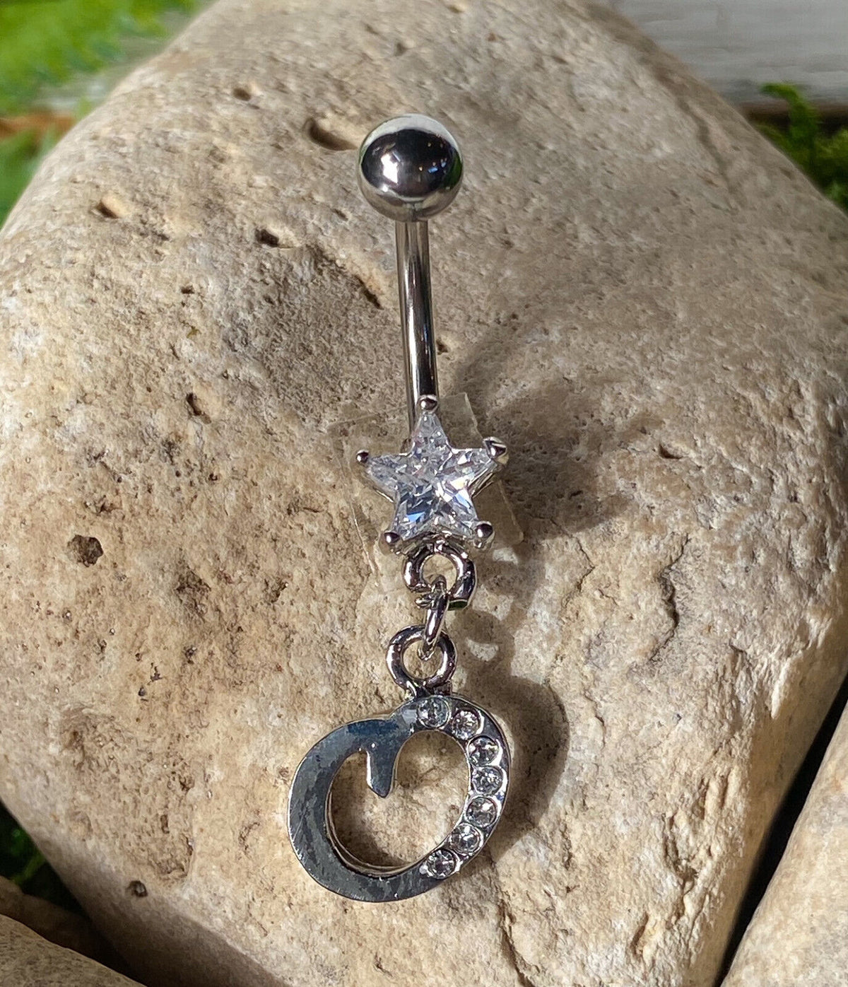1pc Initial "Metro" Clear Gem Belly Ring Navel Pierced Naval Piercing Letter (Initial: O)