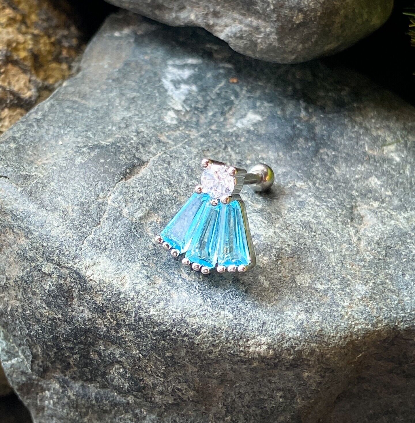 1pc Princess Cut Gem Fan Tragus Helix Cartilage Ring 16g 1/4"- choose your color (Color: Aqua)