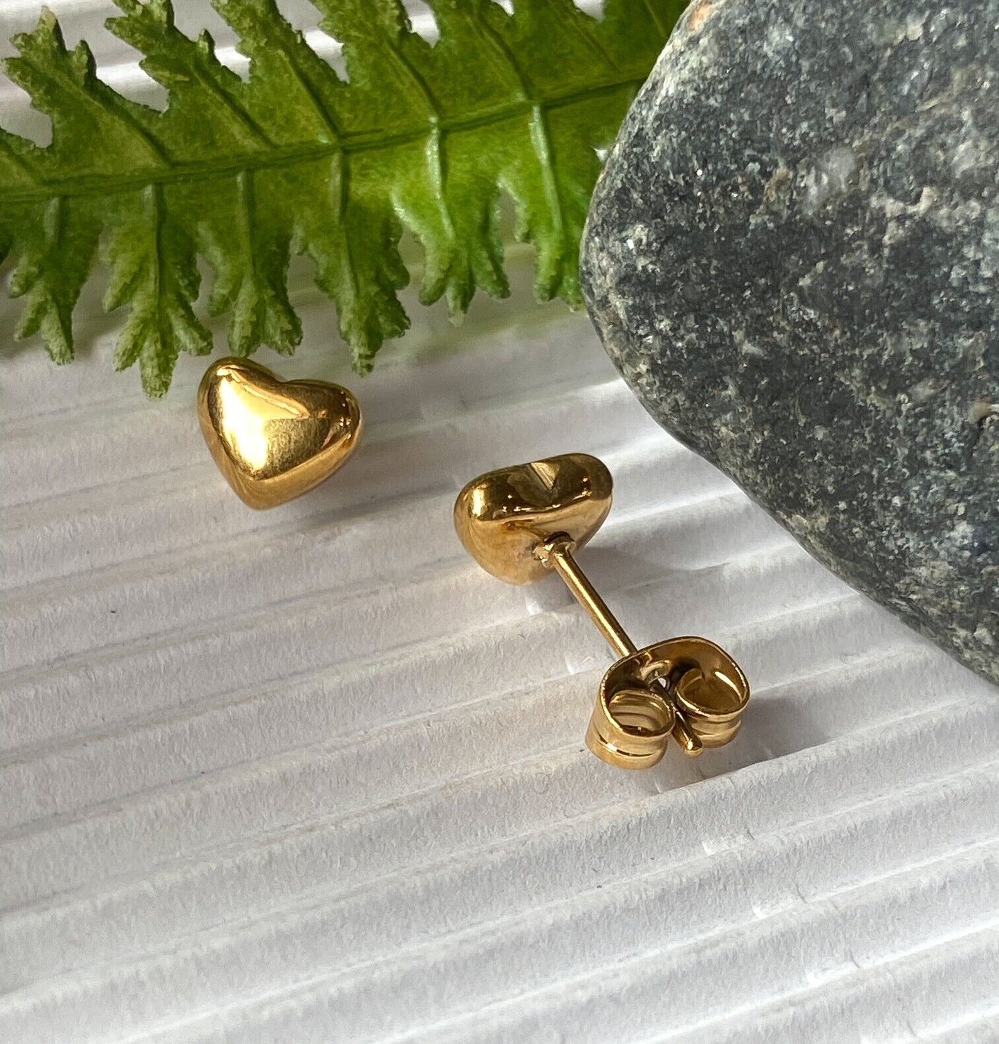 PAIR of Heart Shaped Ion Plated 316L Stainless Steel 20g Earrings (Color: Gold)