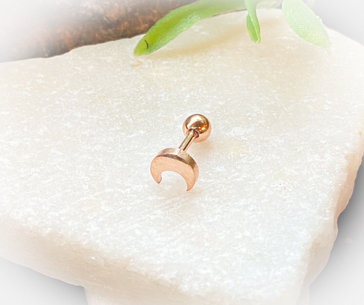 1pc Flat Moon Top Helix Tragus Cartilage Bar Stud Earring 316L Surgical Steel  (Color: Rose Gold)