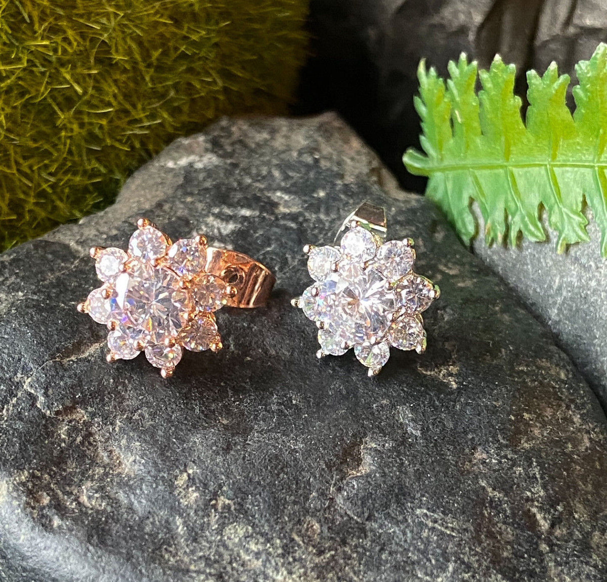 PAIR of Round CZ Flower 316L Surgical Steel Post 20g Earrings Studs