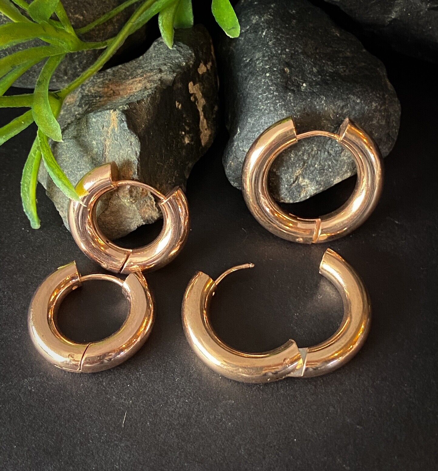 PAIR Stainless Steel Chunky Hoop Hinged Earrings 5mm Wide 20g Men or Women (Color: Rose Gold)