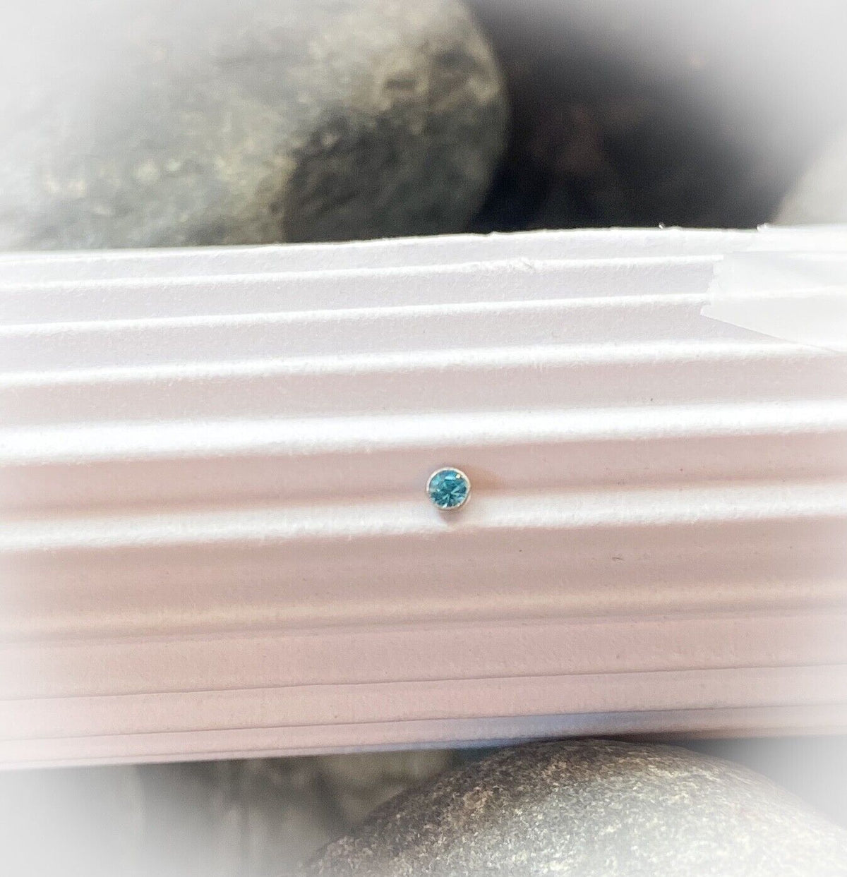 Body Jewelry Replacement Parts - 10pk Steel Internally Threaded 16g CZ Gems (Color: Aqua)