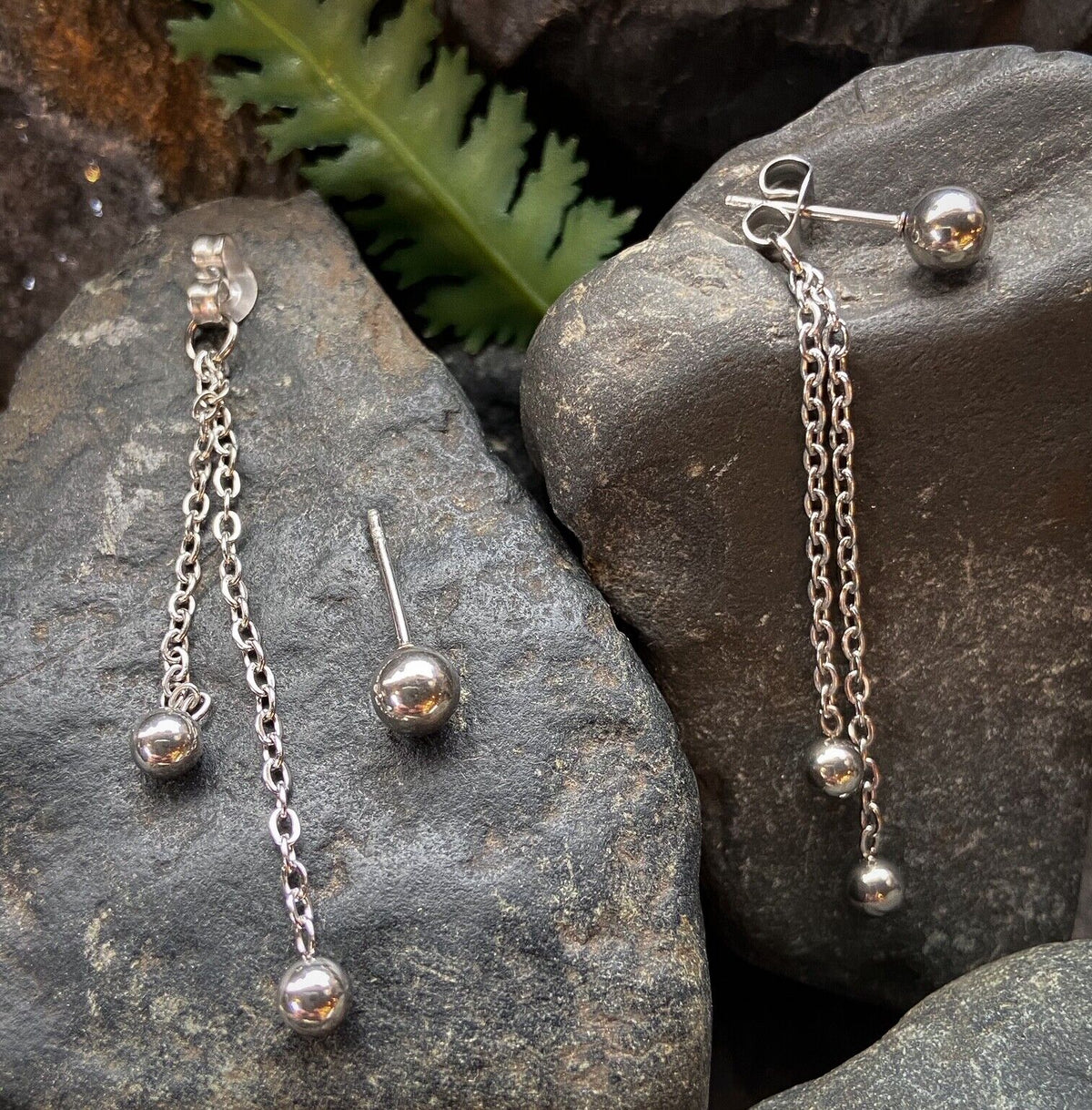 PAIR of Two Chain Free Falling Steel Balls IP Stainless Steel 20g Earrings (Color: Silver)