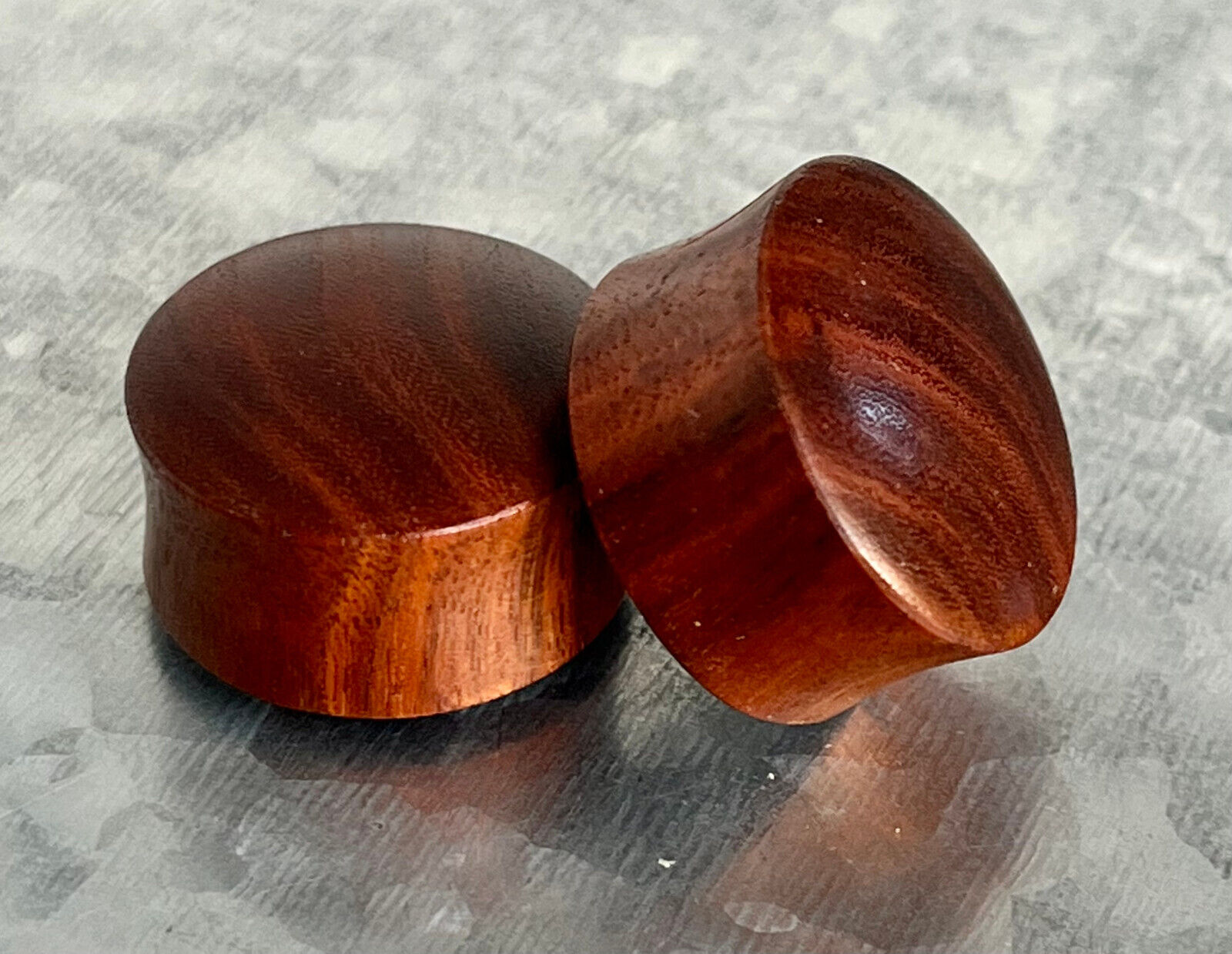 PAIR Chang Wood Plugs Organic Earlets Tunnels Gauges Body Jewelry