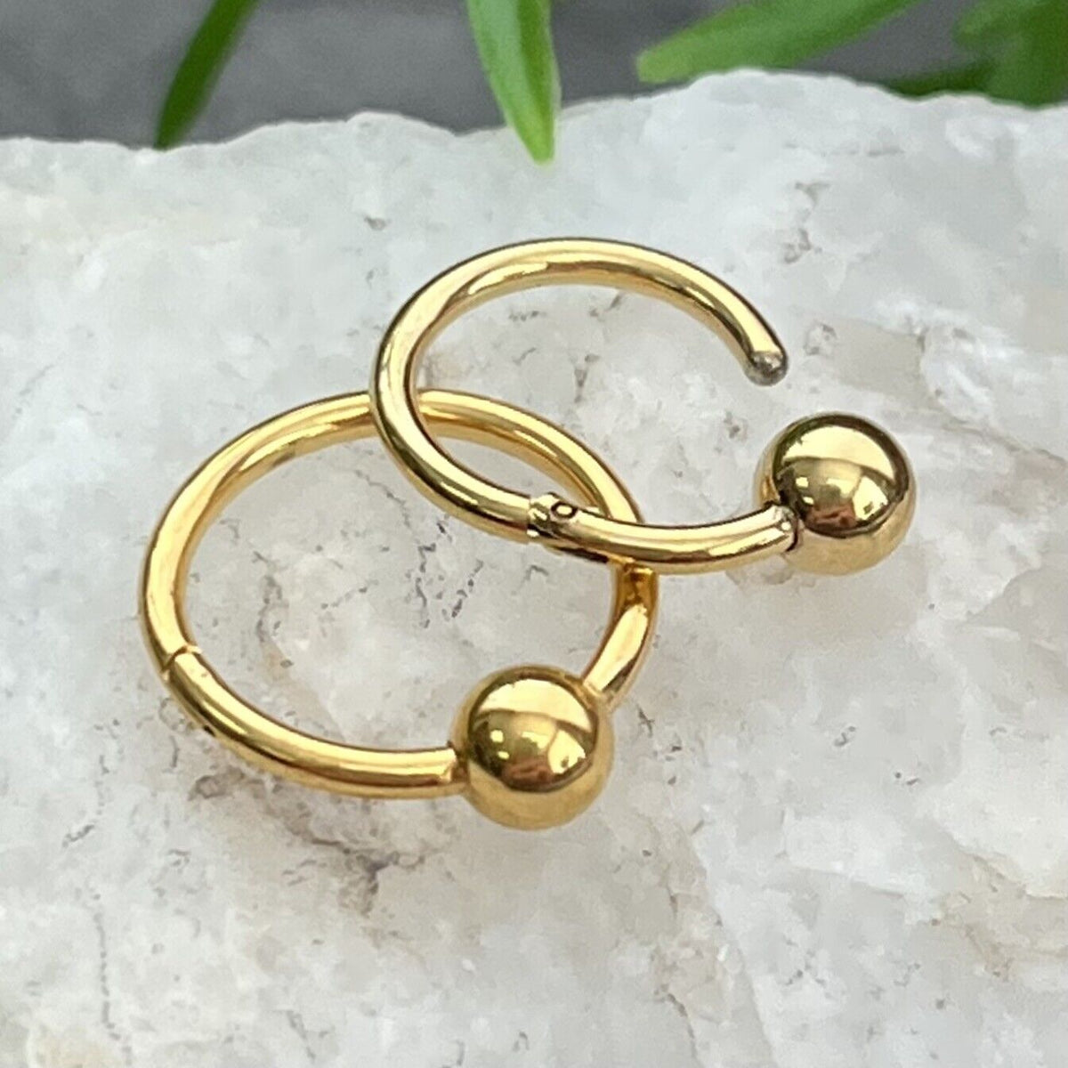 1pc Hinged Segment Captive Bead Ring Septum Clicker Helix Ear Cartilage 16g 10mm (Color: Gold)