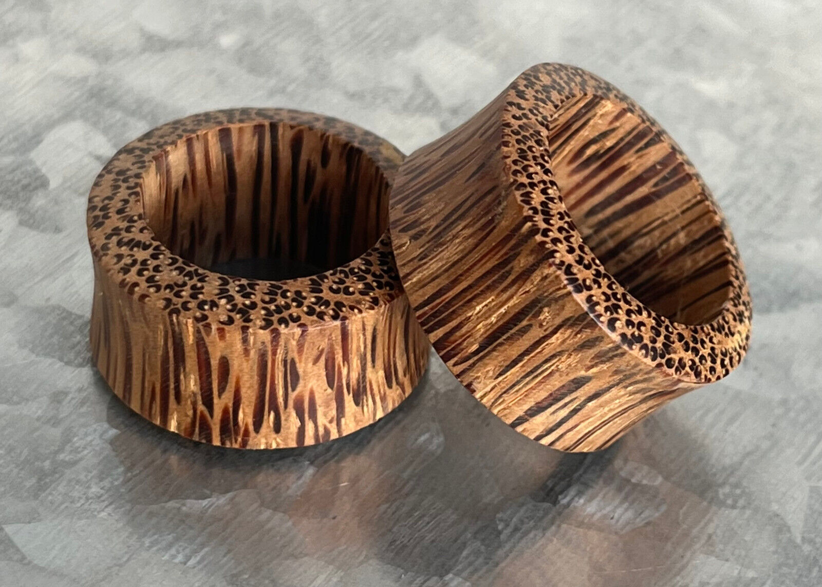 PAIR Coconut Wood Tunnels Plugs Organic Earlets Gauges Body Jewelry