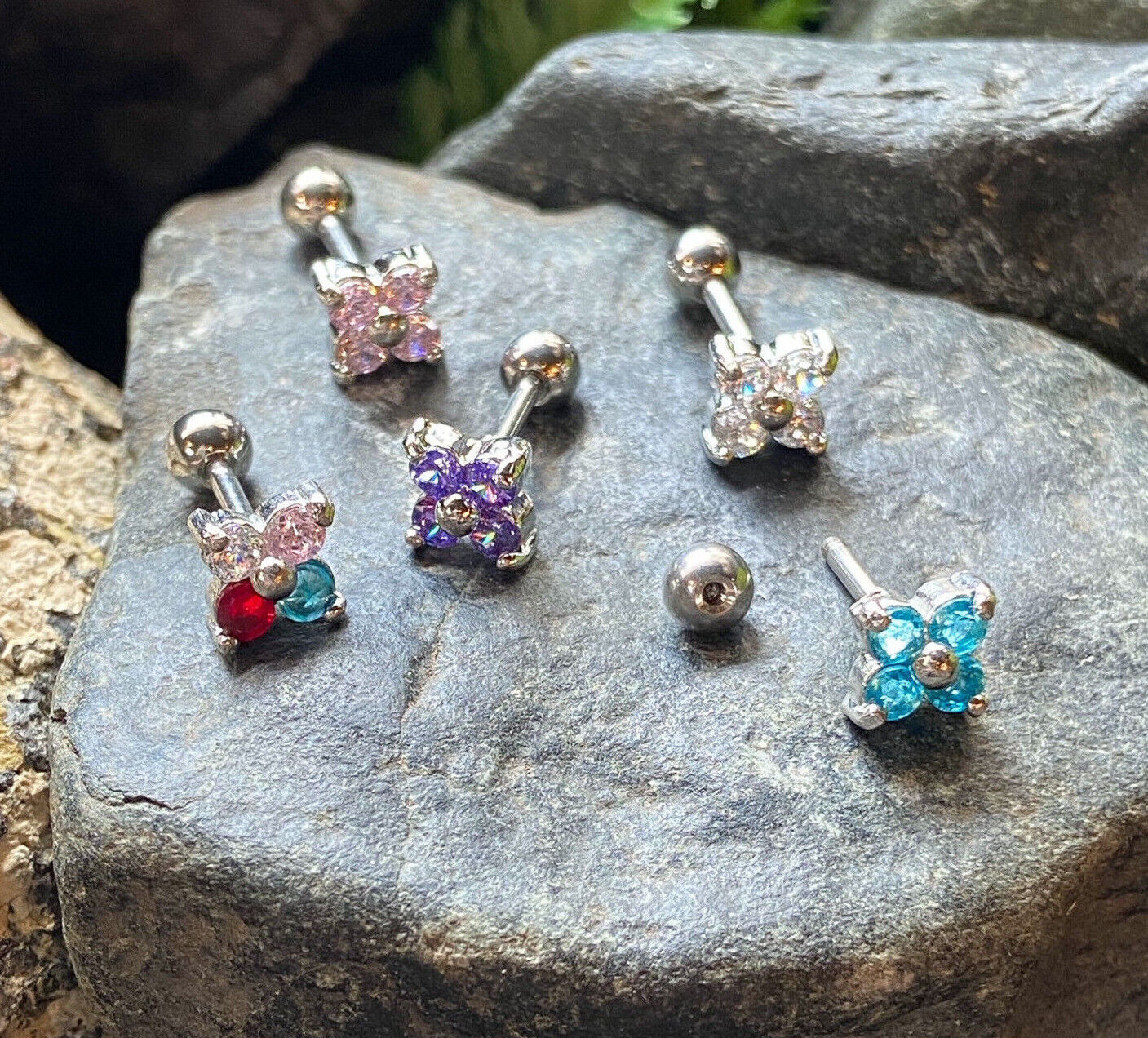 1pc Prong Set Flower Gem Tragus Helix Cartilage Ring 16g 1/4" Piercing Jewelry