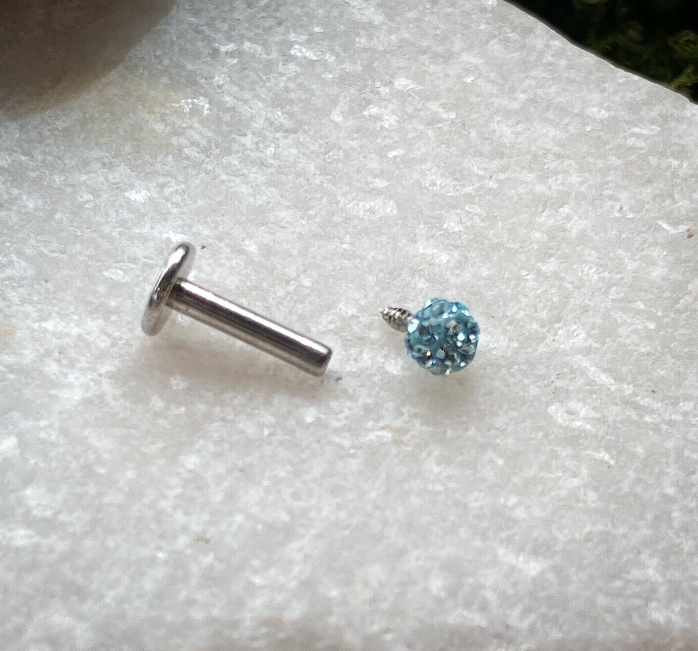 Internally Threaded Labret w/Ferido Crystal 3mm Gem Ball - CHOOSE YOUR COLOR (Main Color: Light Blue)