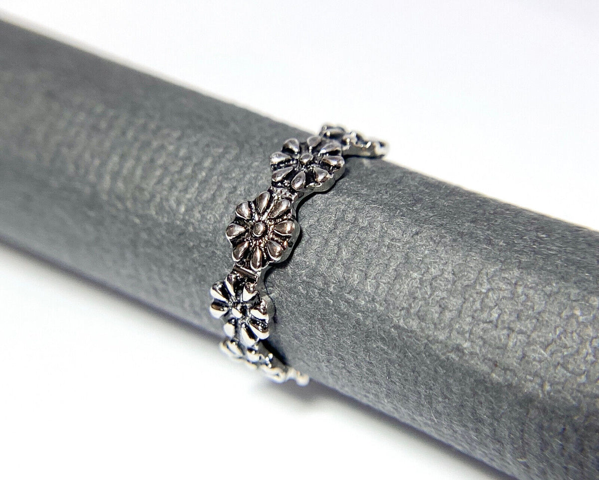Linked Flowers Adjustable Mid Ring / Toe Ring