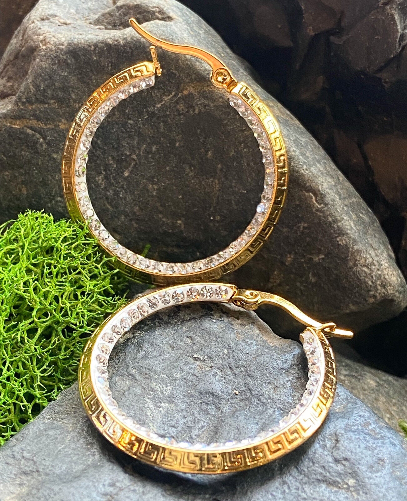 PAIR of Maze Hoop w/ Crystal Gem Paved Inner Edge Earrings 20g Stainless Steel (Color: Gold)