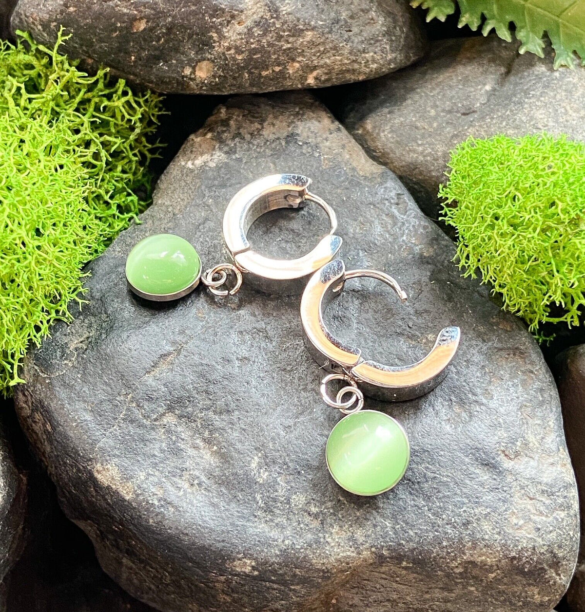 PAIR of Hinged Hoop Earrings Semi-Precious Stone Dangle 20g 316L Stainless Steel (Dangle Stone: Jade Green Adventurine)