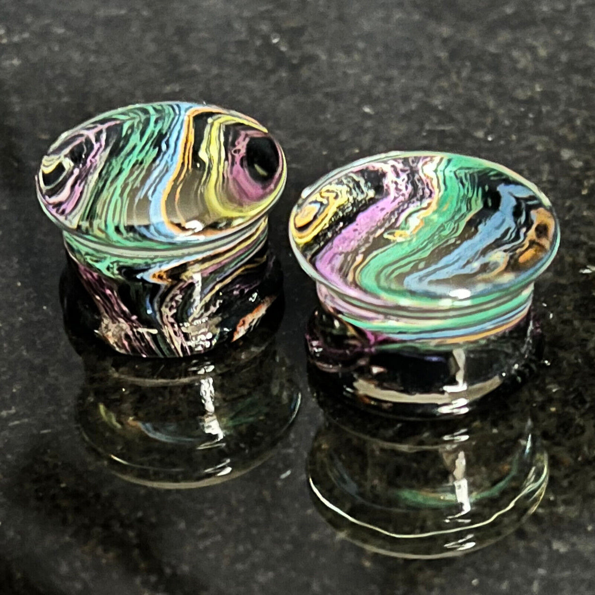PAIR Rainbow Waves Design Glass Plugs Gauges Tunnels Body Ear Piercing Jewelry