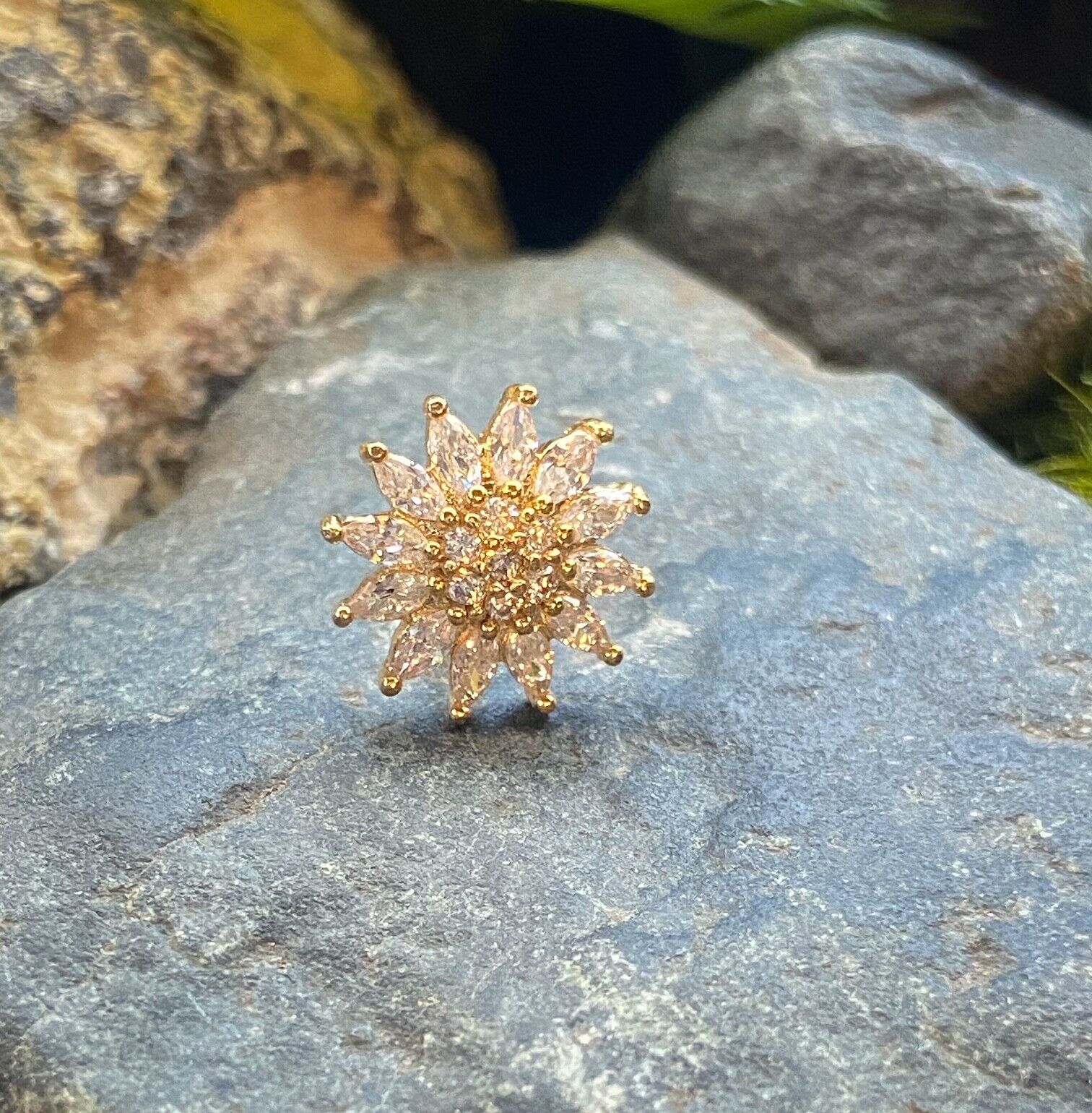 1pc CZ Gem Paved Flower Surgical Steel Tragus Cartilage Barbell Ring 16g 1/4" (Color: Gold)