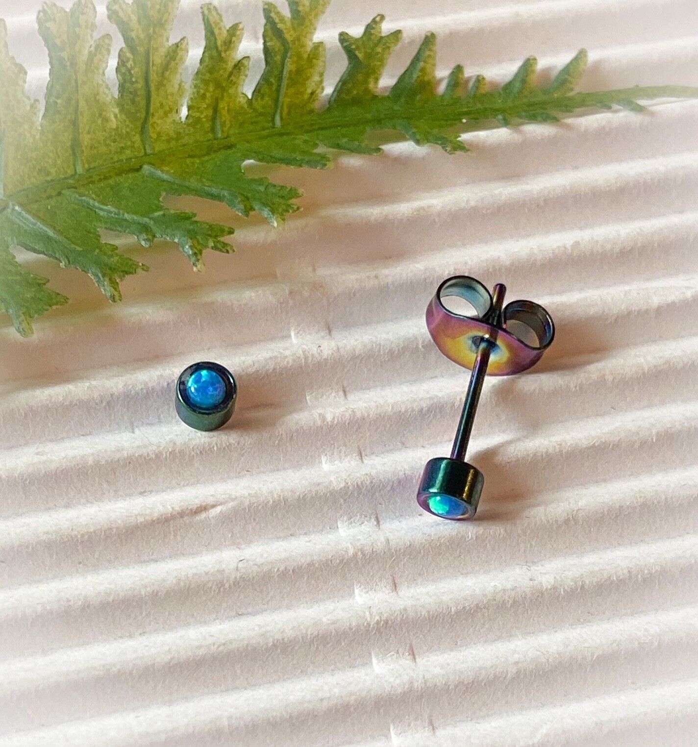 PAIR of Round Opal Bezel Set Earrings 20g 316L Stainless Steel (Color: Rainbow / Blue)