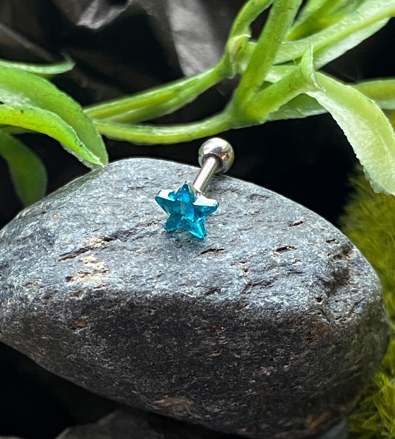1pc Star Crystal Tragus Helix Cartilage Ring 16g 1/4" Barbell Stud Body Jewelry (Color: Blue)