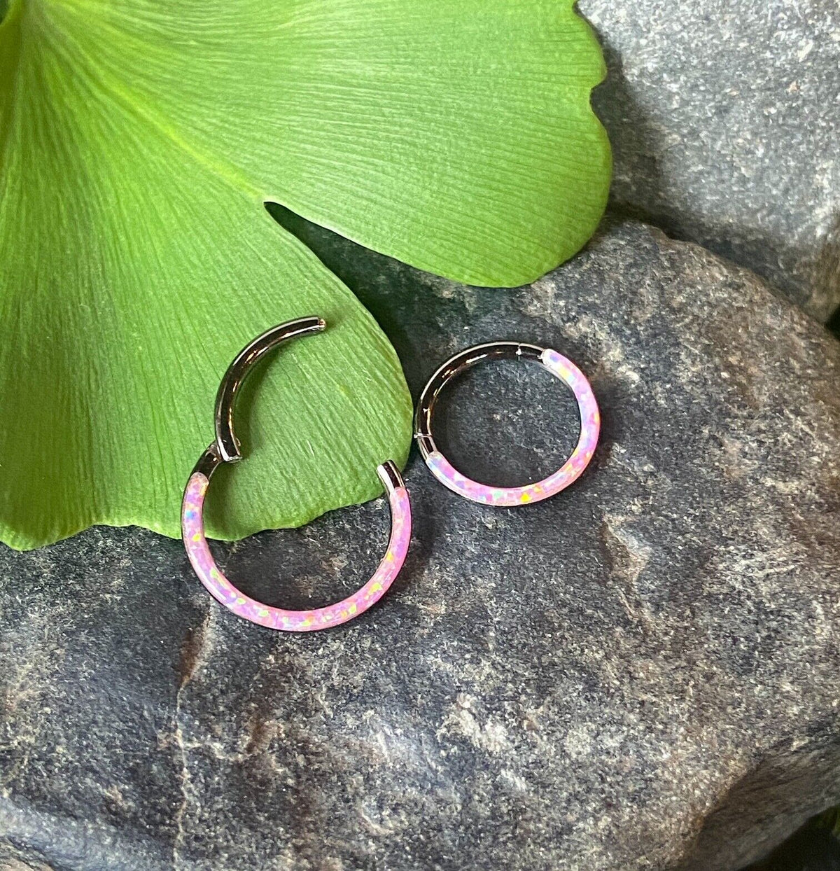 1pc Opal Front Edge Hinged Segment Ring Septum Clicker Steel Daith Hoop Jewelry (Color: Black - Pink)