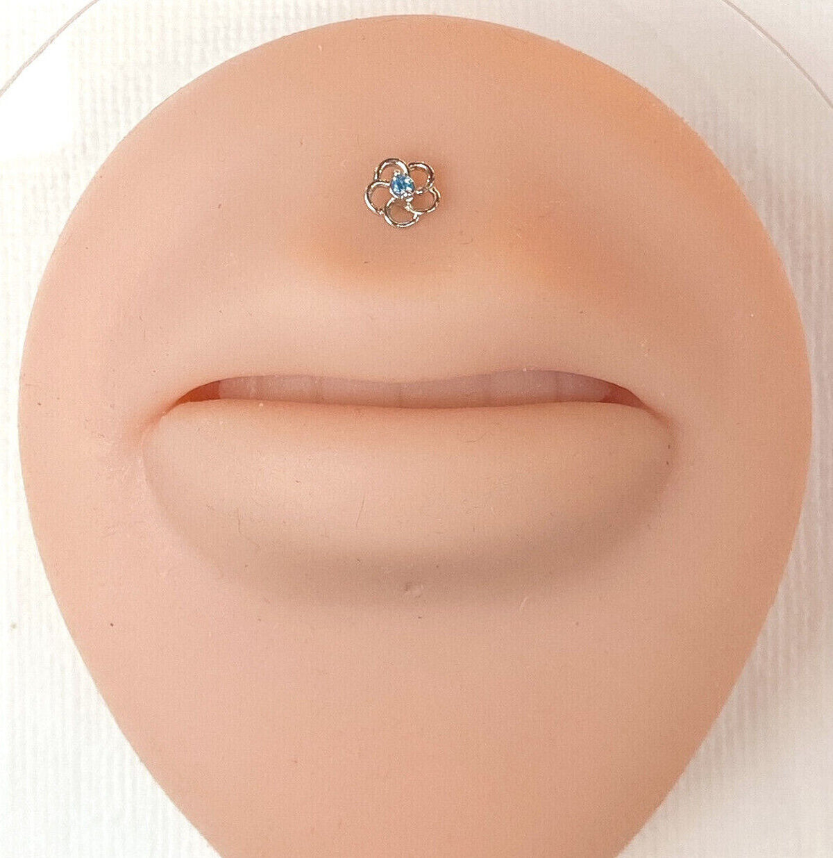 1pc CZ Centered Flower 16g Internally Threaded 1/4" or 5/16" Steel Labret Monroe