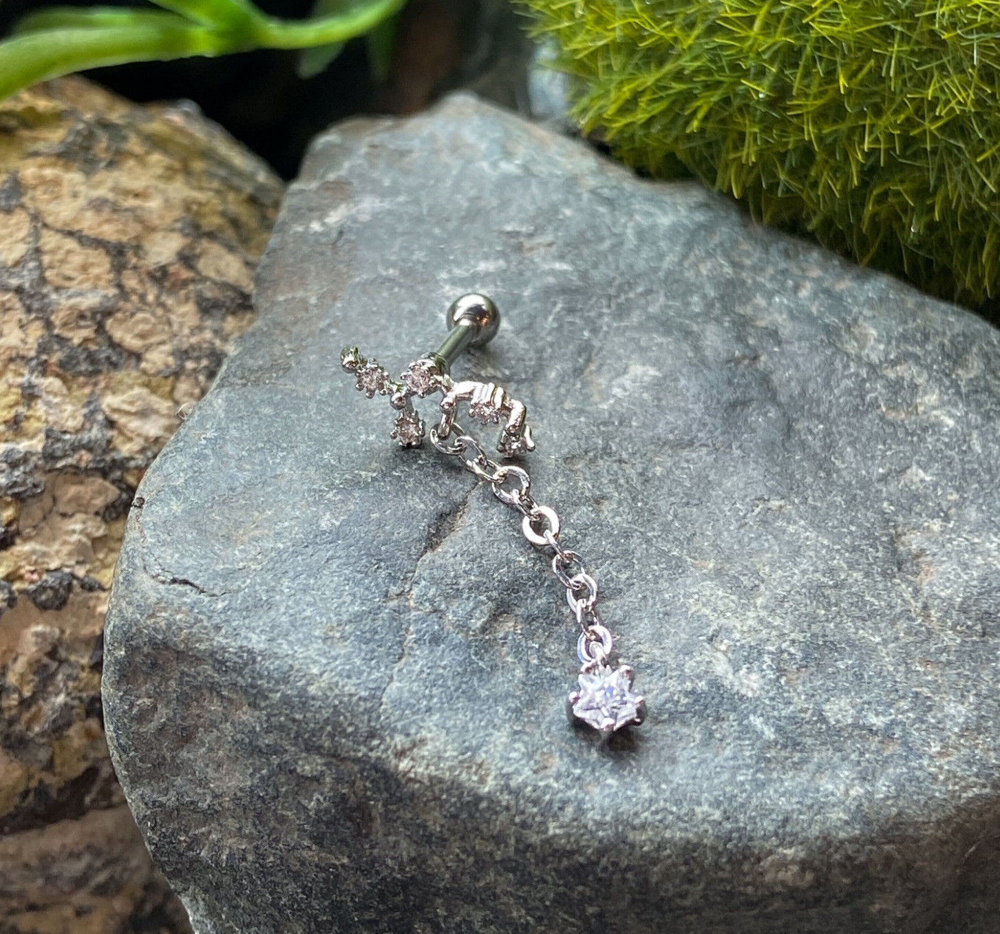 1pc CZ Gem Vine w/ Chain Tragus Helix Cartilage Barbell Ring 16g 1/4" (Color: Silver)