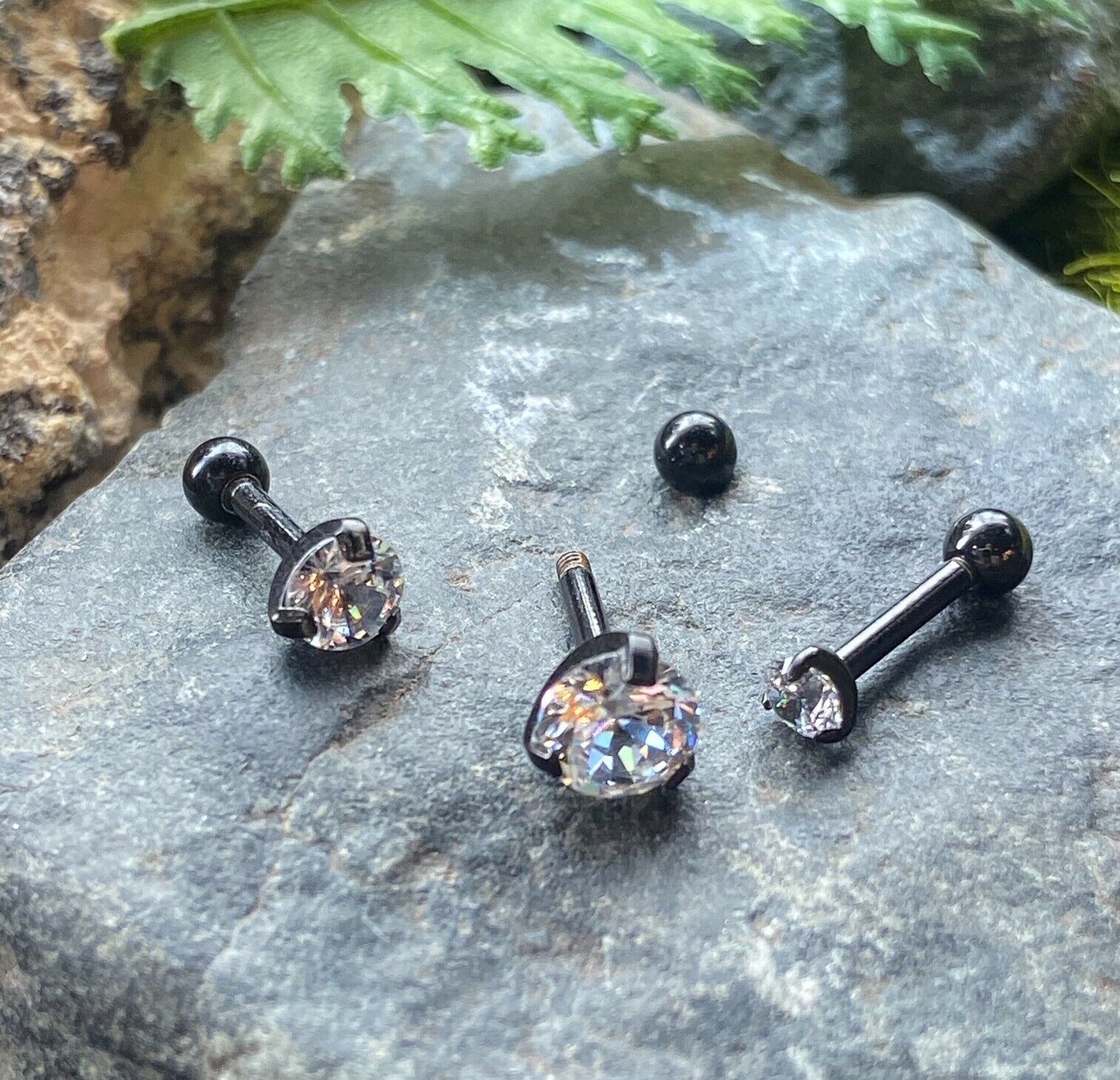 1pc Prong Set Gem Black, Yellow Gold or Rose Gold Tragus Cartilage Ring 16g 1/4" (Color: Black)