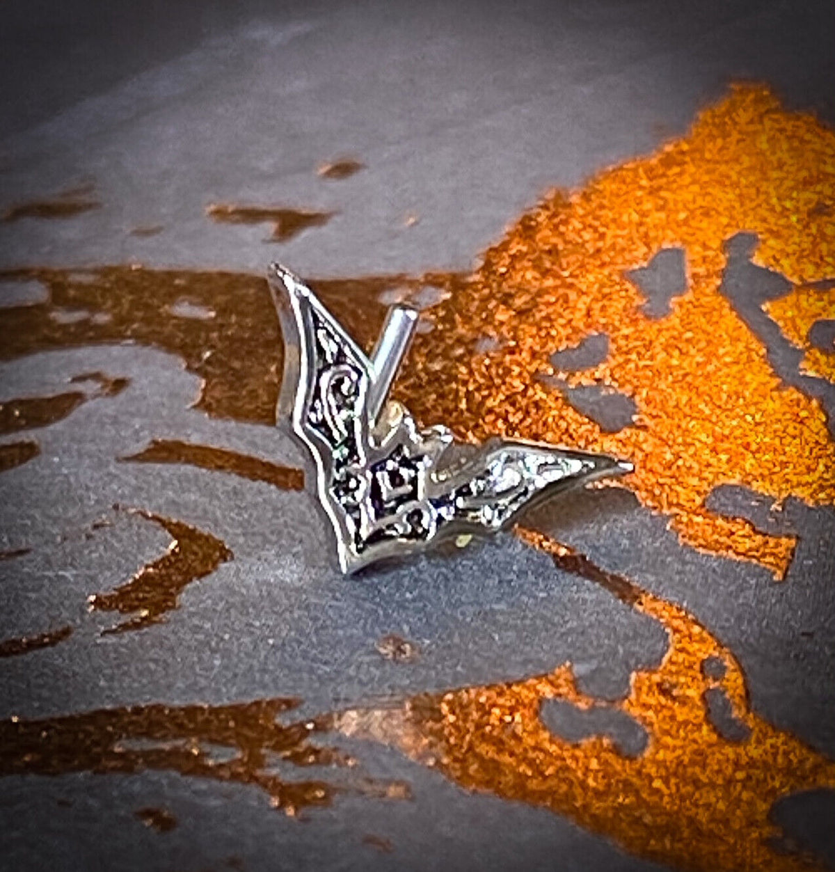 Bat Top Design 20g Surgical Steel L-Bend Nose Ring Nostril Screw Body Jewelry