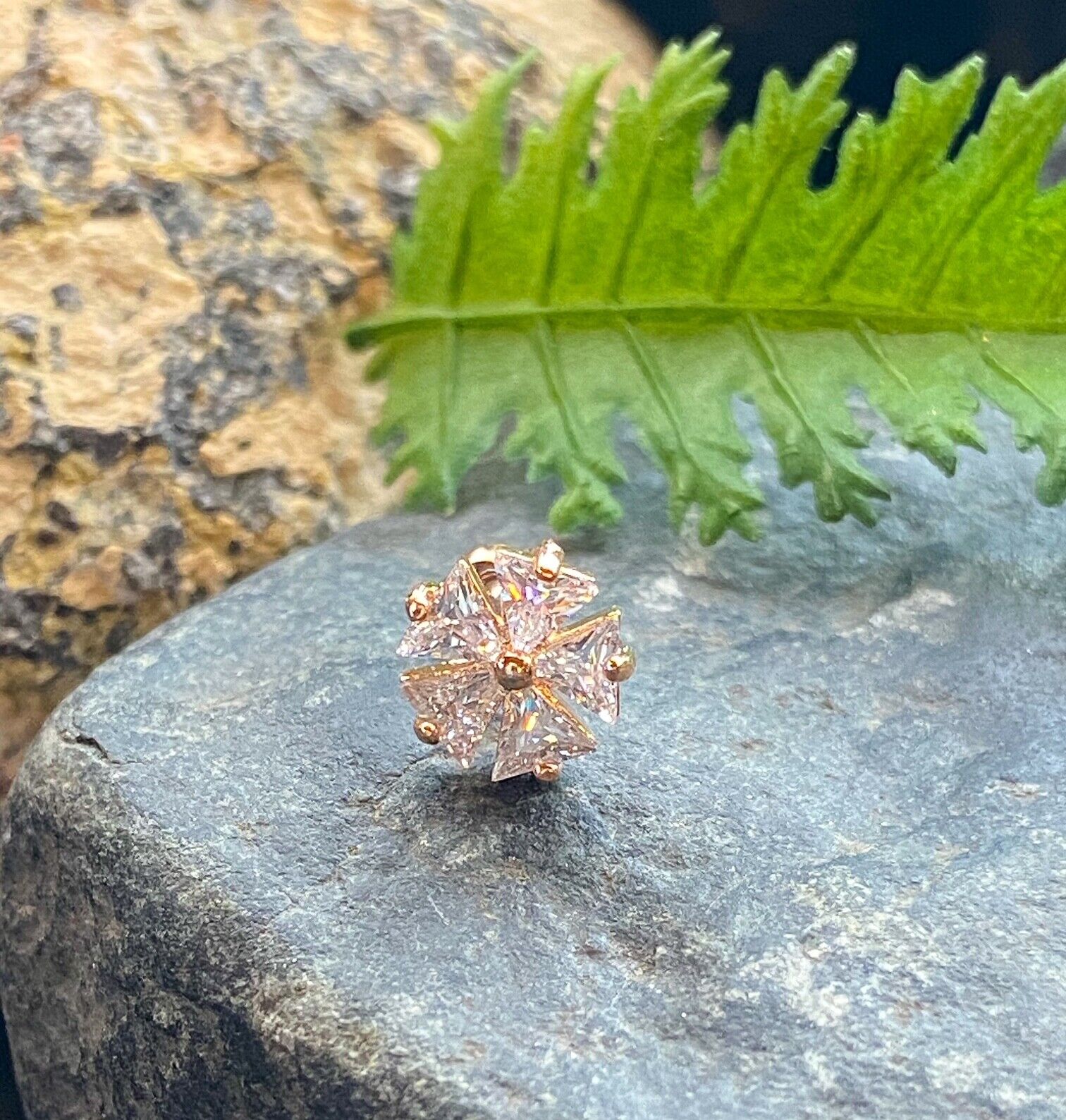 1pc Five CZ Gem Triangle Flower Steel Tragus Cartilage Barbell Ring 16g 1/4" (Color: Rose Gold)