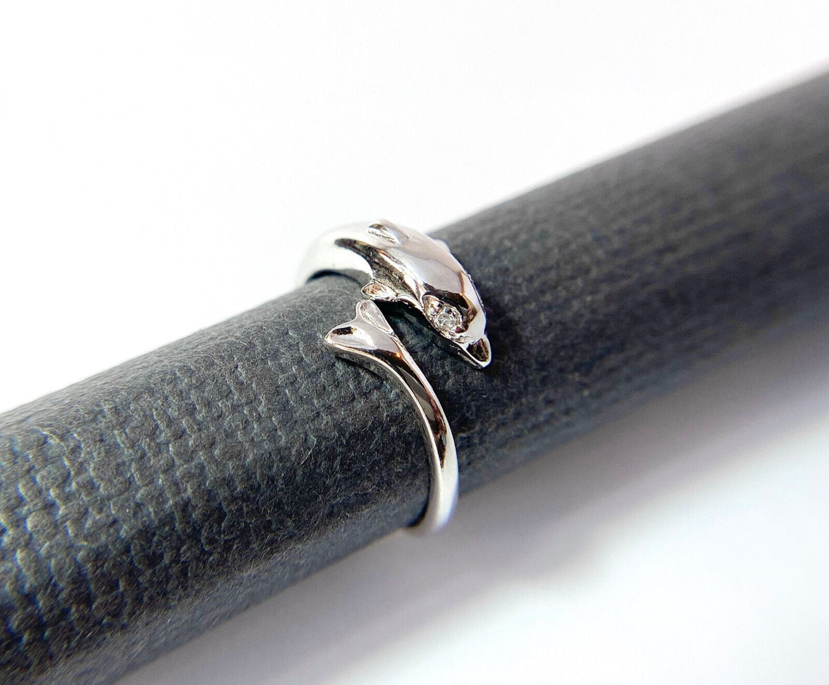 .925 Sterling Silver Dolphin W/ Clear CZ Gem Eyes Toe Ring