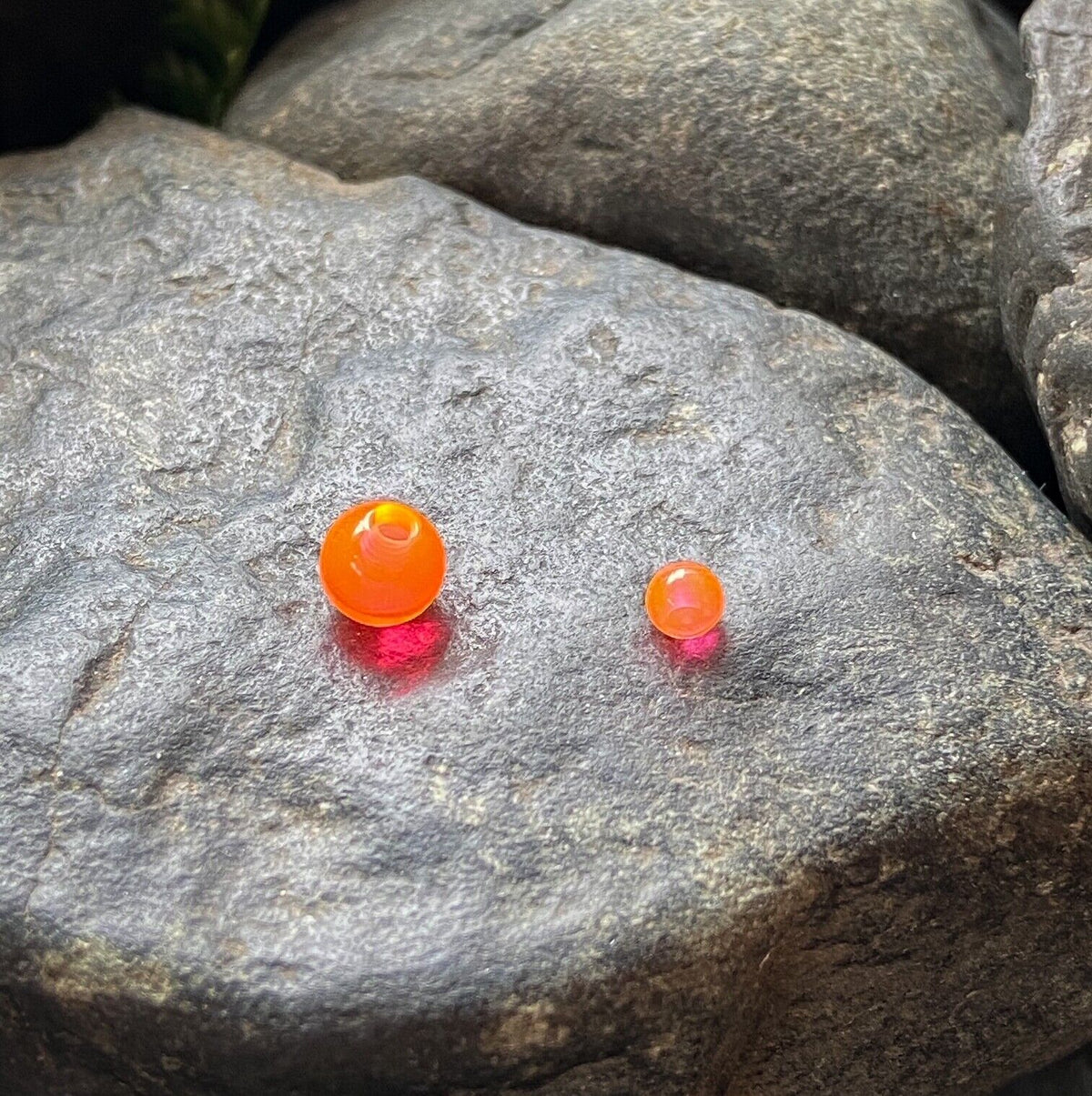 Body Jewelry Replacement Parts - 10pk UV Reactive Threaded Balls (Color: Orange)