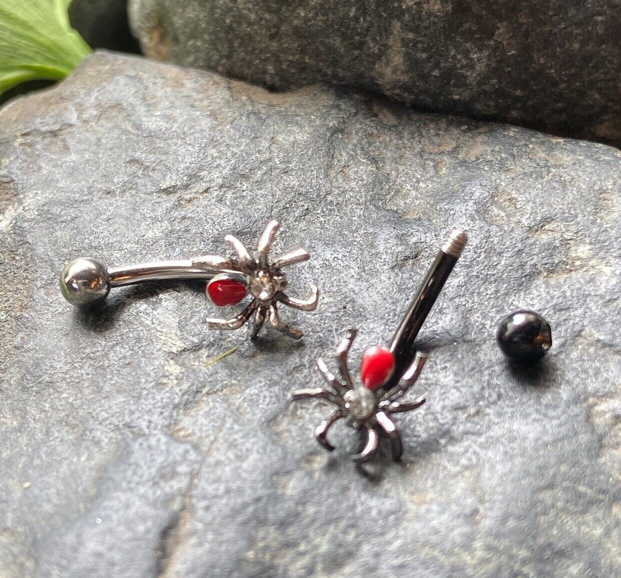 1pc Red Crystal Spider 16g Curved Barbell Rook Piercing 16 Gauge Eyebrow Ring